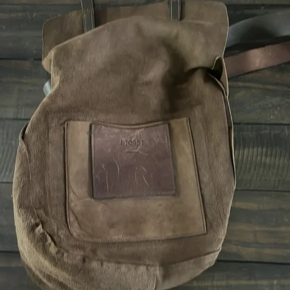 MO851 Leather Messenger Bag-Unisex - Picture 15 of 17